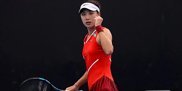 现代足球中 现代足球中